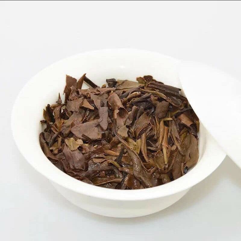 Gâteau au thé blanc Shoumei biologique 350g Thé blanc vieillissant Thé chinois Bienfaits pour la santé Gâteau au thé blanc Shoumei biologique 350g Thé blanc vieillissant Thé chinois Bienfaits pour la santé