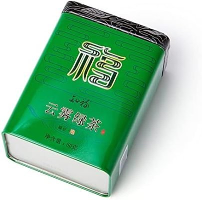 Thé vert, parfum fort de thé vert traditionnel cueilli avant la luminosité pure pour la fête