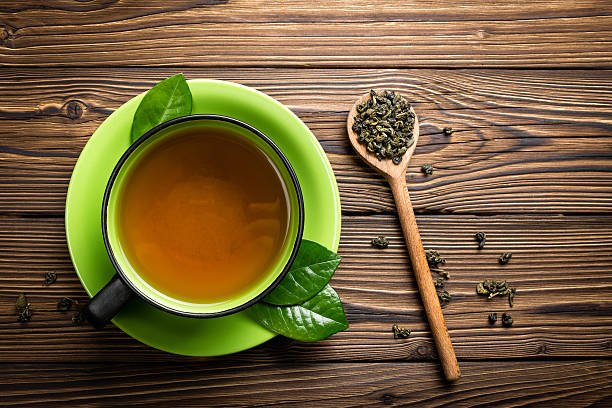 Thé et Santé : Bienfaits et Vertus pour le Corps et l&rsquo;Esprit
